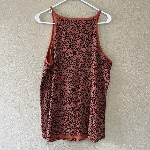 Torrid FOXY HIGH NECK TANK top GUC SZ 4X - Picture 7 of 7